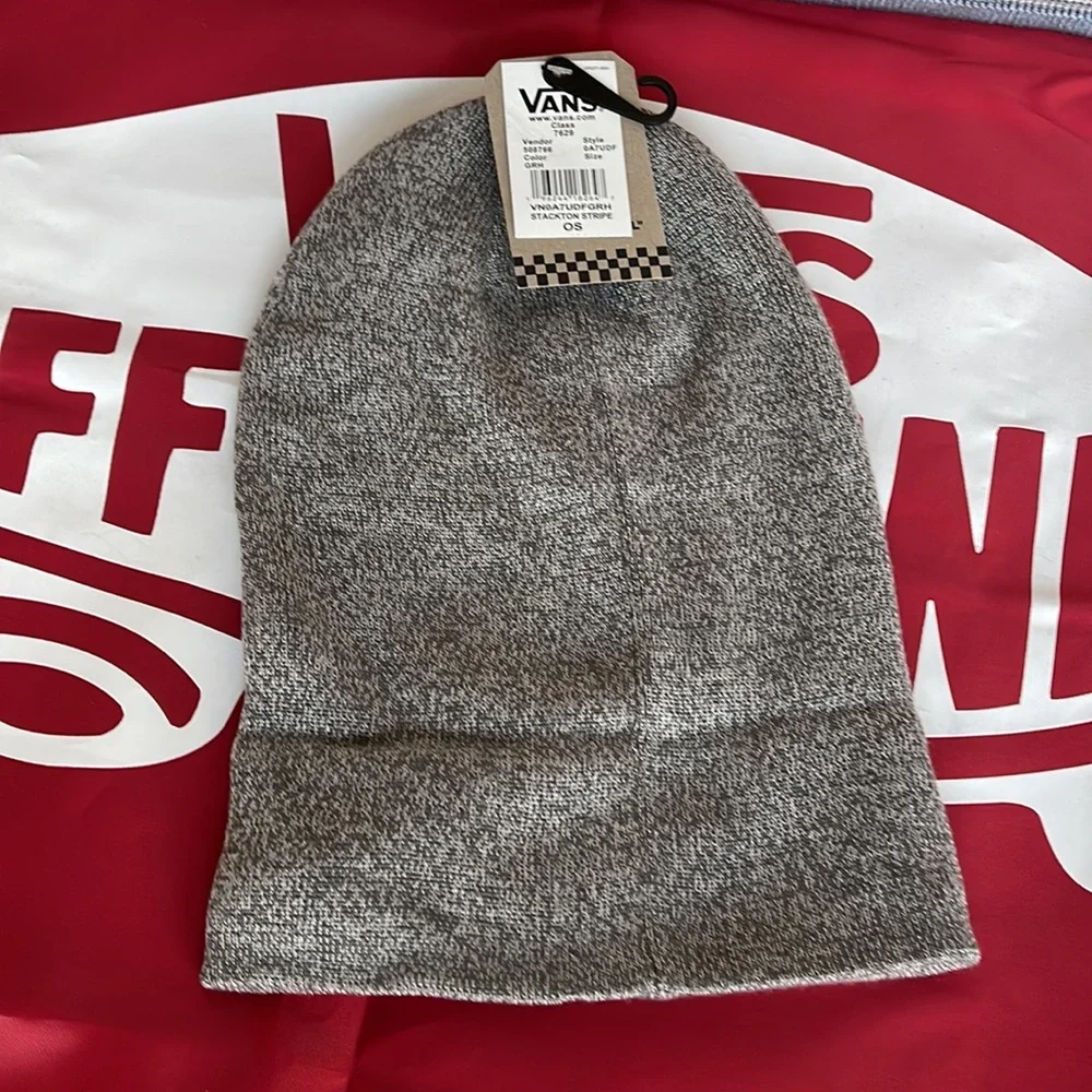 Vans Men’s - Women’s VNOA7UDFGRH
STACKTON STRIPE
OS Beanie - Picture 8 of 16